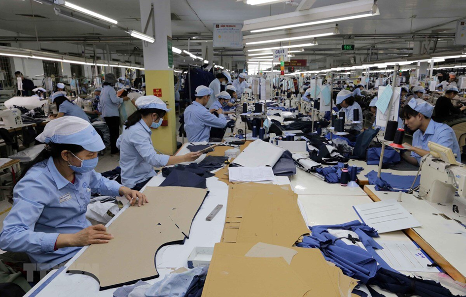 Tam Hòa luôn đi đầu trong ngành xuất nhập khẩu thiết bị thời trang seamless