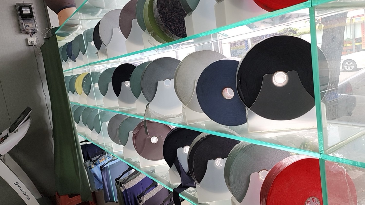 Băng keo dán công nghệ không đường may